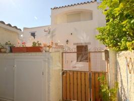 Casa en venta en Roses photo 0