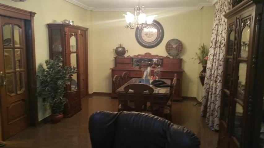 Casa en venta en Villanueva de la Reina, Villanueva de la reina photo 0