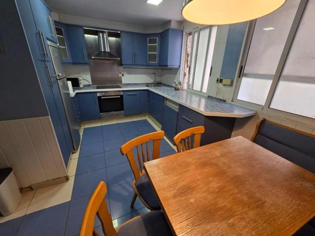 Piso en venta en Alicante, Centro photo 0