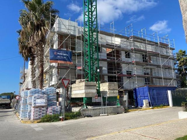 Apartamento en venta en Chiclana de la Frontera, Los gallos photo 0