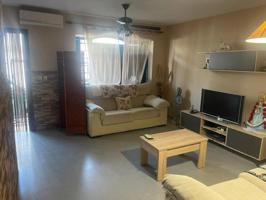 Adosada en venta en Chiclana de la Frontera, Centro urbano photo 0