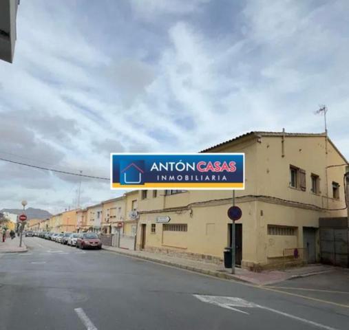 Bungalow en venta en Petrer, Petrer photo 0