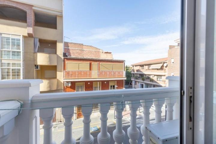 Piso en venta en Maracena, Centro photo 0