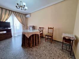 Piso en venta en Dos Hermanas, Centro - Doña Mercedes photo 0