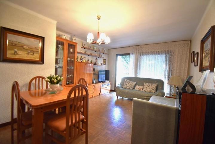 Piso en venta en Rubí, Progrés photo 0