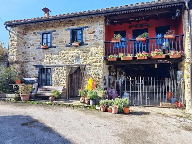 Casa en venta en Los Tojos, Colsa photo 0