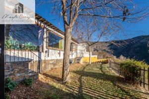 Edificio en venta en Bérchules, Bérchules photo 0