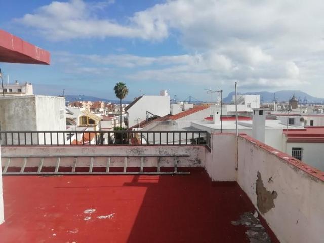 Casa en venta en Algeciras photo 0