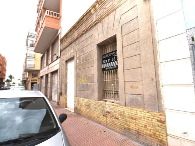 Chalet en venta en Santa Pola photo 0