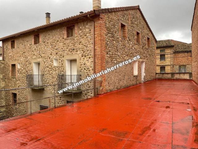 Casas de pueblo en venta en Santa Coloma, Santa Coloma photo 0