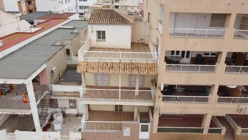 Duplex en venta en Los Nietos, Nietos Los photo 0