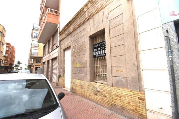 Chalet en venta en Santa Pola photo 0