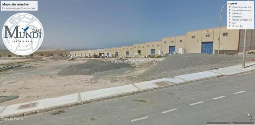 Terreno en venta en Antigua photo 0