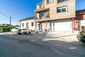 Casa en venta en Vilanova de Arousa photo 0