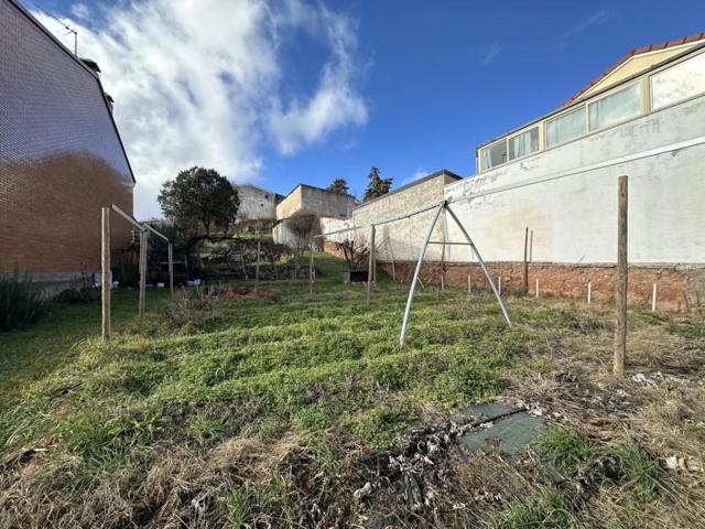 Terreno en venta en Soria, Pajaritos photo 0