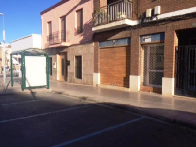 Local comercial en venta en Buñol, Buñol photo 0