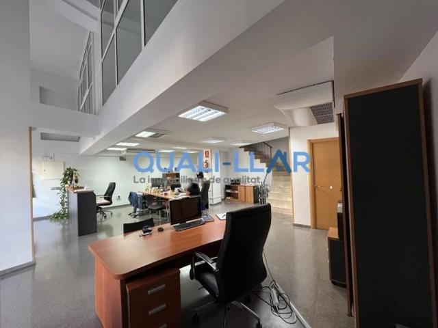 Local comercial en venta en Sant Feliu de Llobregat, Carrer de Girona, 08980 photo 0