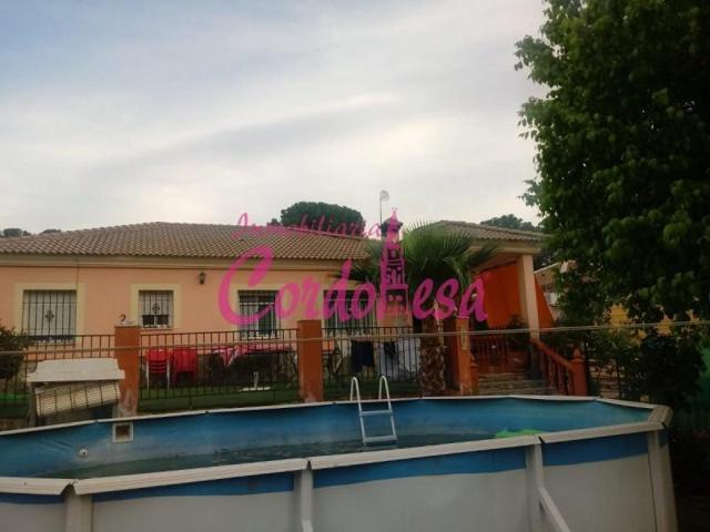 Casa con terreno en venta en Córdoba, Santa Mª de Trassierra photo 0