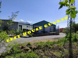 Nave industrial en venta en Guardo, Las rozas photo 0