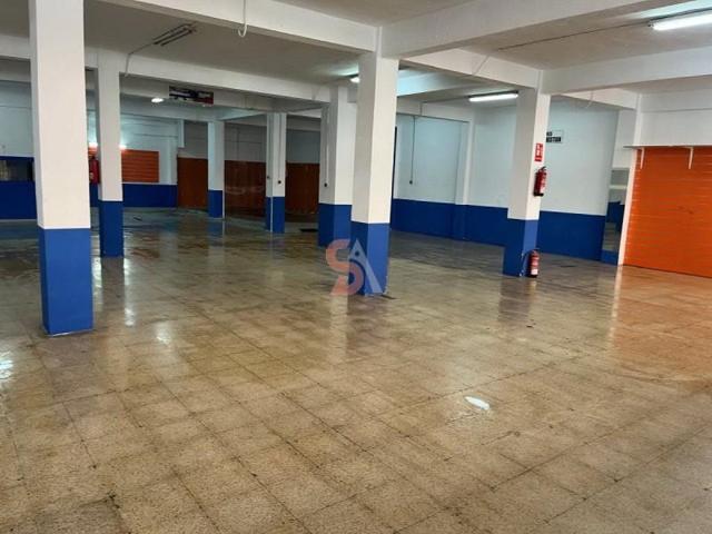 Local comercial en venta en Valladolid, Semicentro photo 0