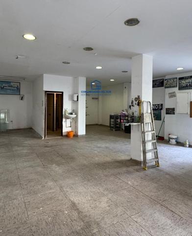 Local comercial en venta en Cádiz, Centro photo 0