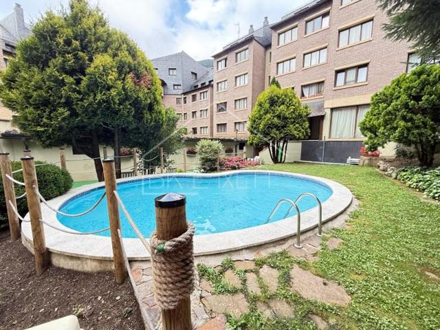 Apartamento en venta en Vielha e Mijaran photo 0