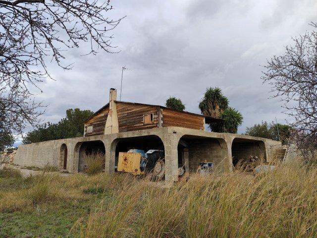 Casa con terreno en venta en Cheste, Comunidad valenciana photo 0