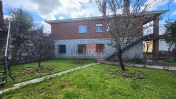 Casa en venta en Burgohondo, Castilla y leon photo 0