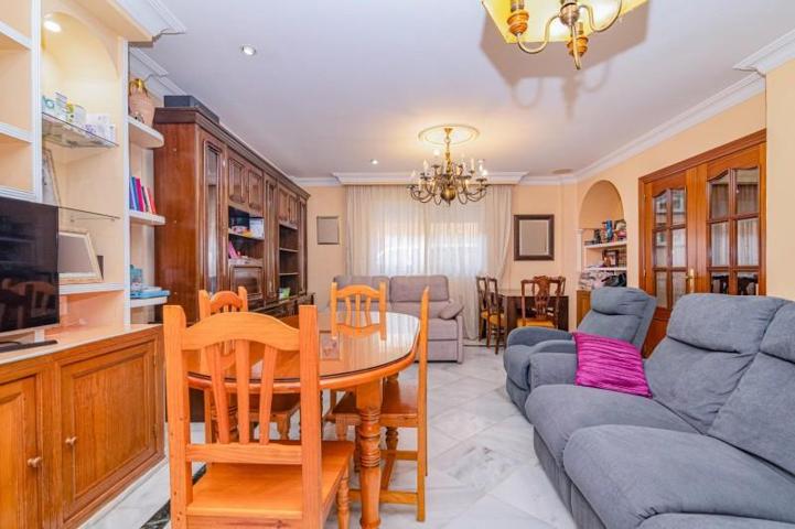 Adosada en venta en Zubia, CAMINO GOJAR photo 0