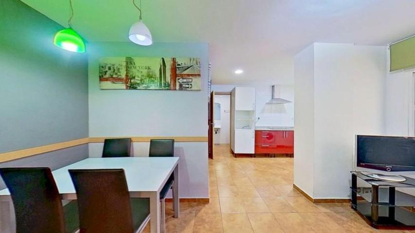 Piso en venta en Gandia, Corea photo 0