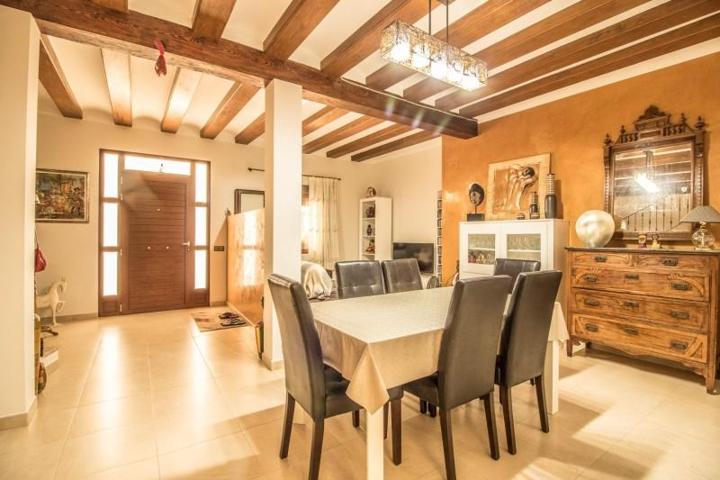 Casa en venta en Carlet, Centro photo 0