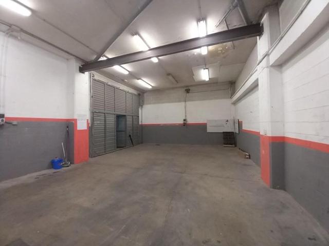 Nave industrial en venta en Mataró, Mataró photo 0