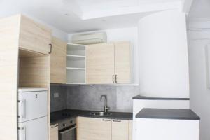 Piso en venta en Barcelona, Verdun photo 0