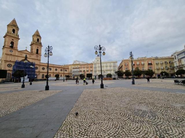 Piso en venta en Cádiz, Centro photo 0
