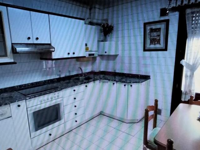 Piso en venta en Sestao, La Unión photo 0