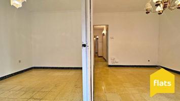 Piso en venta en Santa Coloma de Gramenet, Singuerlin photo 0