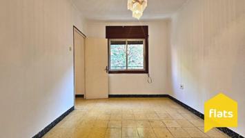 Piso en venta en Santa Coloma de Gramenet, Singuerlin photo 0