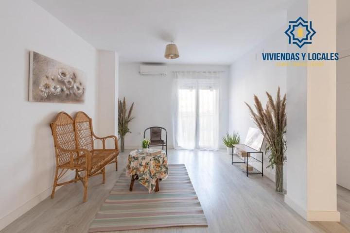 Piso en venta en Armilla, Avenida de los ogijares photo 0