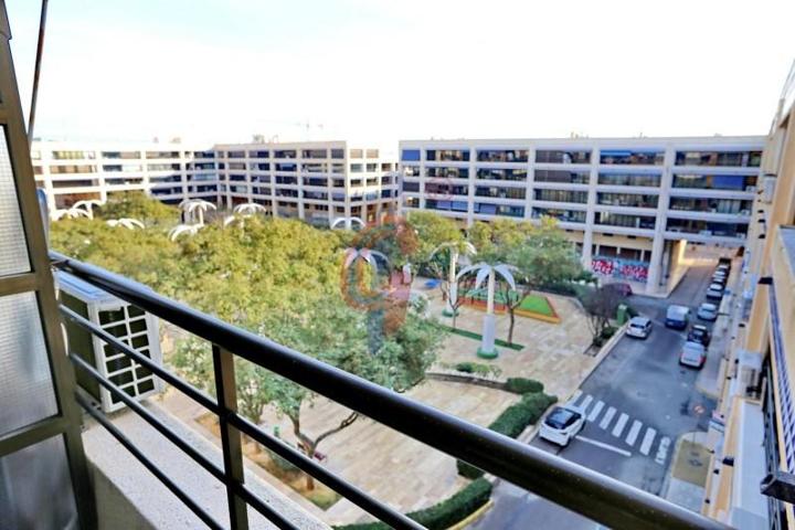 Apartamento en venta en Guardamar del Segura, Calle cartagena photo 0