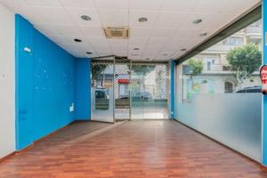 Local comercial en venta en Vilanova i la Geltrú, Casernes photo 0