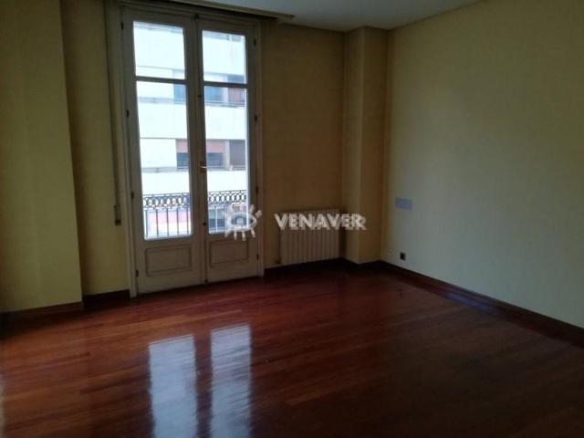 Apartamento en venta en Ourense photo 0