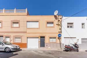 Duplex en venta en Roquetas de Mar, Avenida Pintor Rosales photo 0