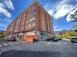 Piso en venta en Burgos, Burgos photo 0