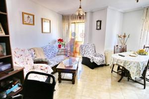Apartamento en venta en Guardamar del Segura, CENTRO photo 0
