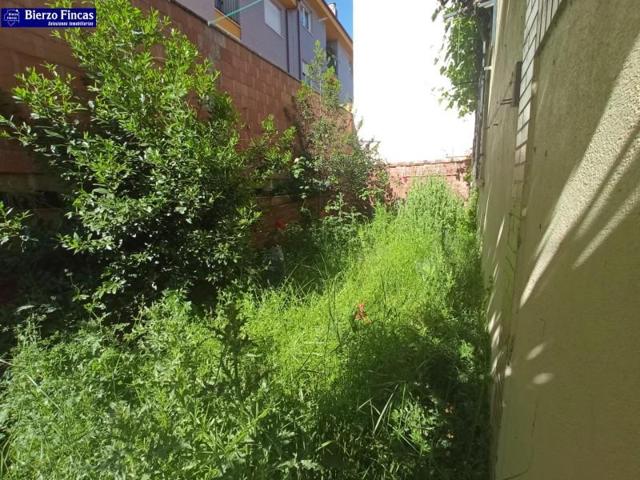 Casa en venta en San Andrés del Rabanedo, Trobajo del Camino photo 0