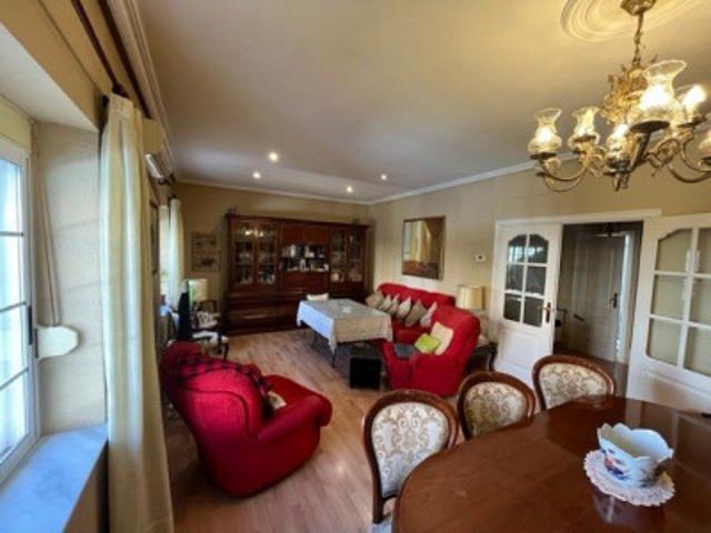 Piso en venta en Cáceres, Centro photo 0