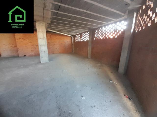 Local comercial en venta en Vilagarcía de Arousa, Carril photo 0