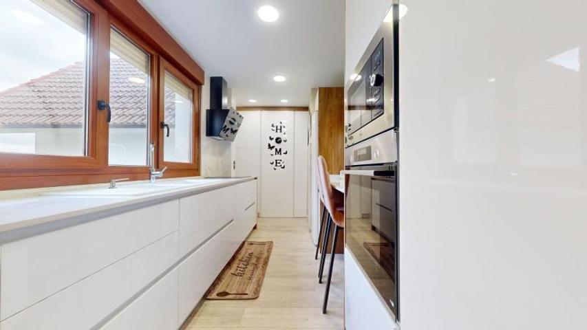 Adosada en venta en Valle de Mena, Maltranilla photo 0