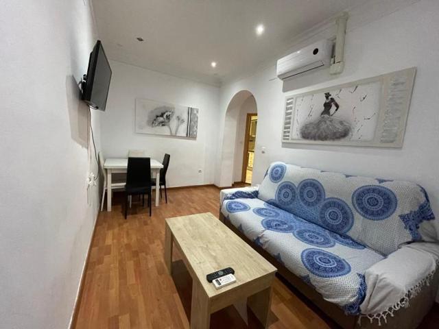 Piso en venta en Cádiz, Casco Historico - Barrio La Vina photo 0