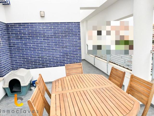 Aticos en venta en Algeciras, Centro-parque feria photo 0